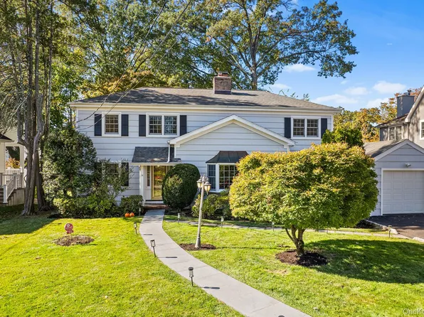 14 Wakefield Road, Scarsdale, NY 10583
