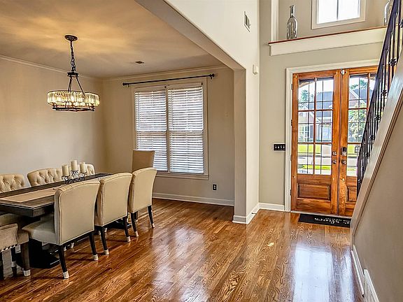 5th image of 8906 River Pine Dr