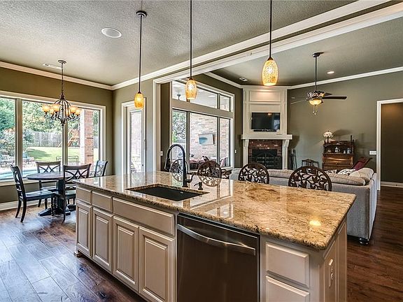 5th image of 5623 S Chadwick Dr