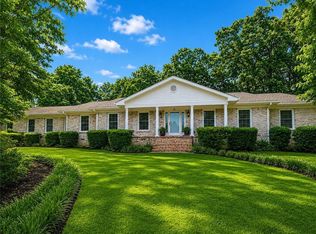 5045 Fox Forest Dr, Lilburn, GA 30047