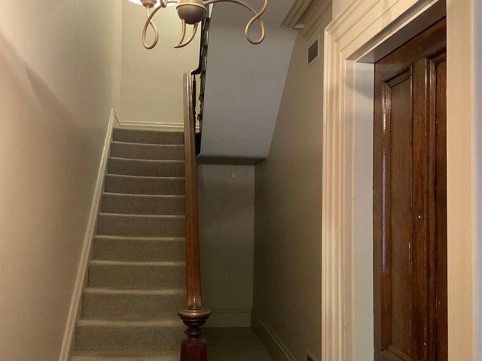 View from front entry to upstairs. Unit 1 on right.