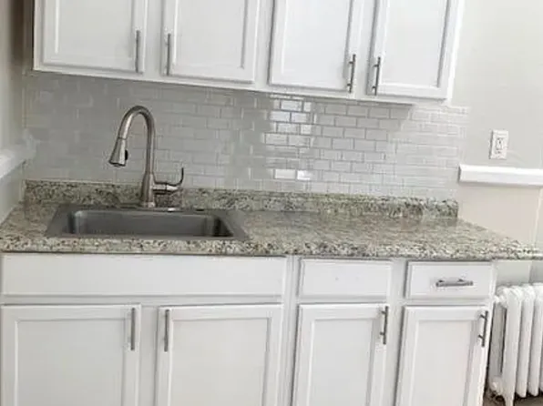 1589 Fairfield Ave APT 11, Bridgeport, CT 06605