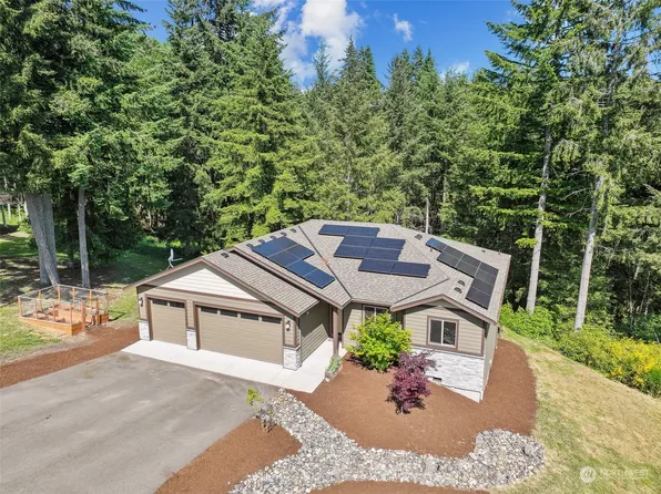 172 Bugatti Lane, Woodland, WA 98674