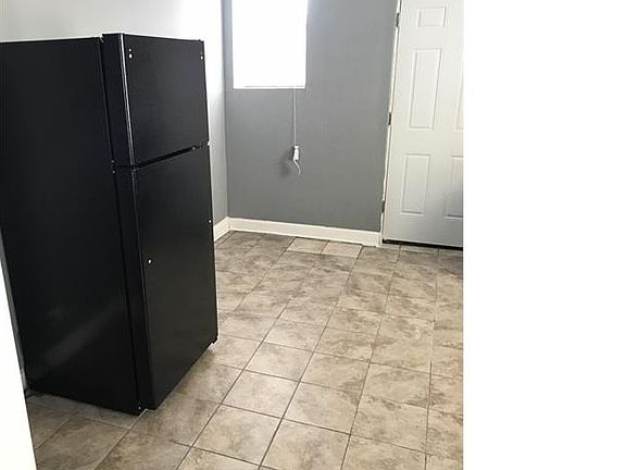 3rd image of 7937 S Vernon Ave #2