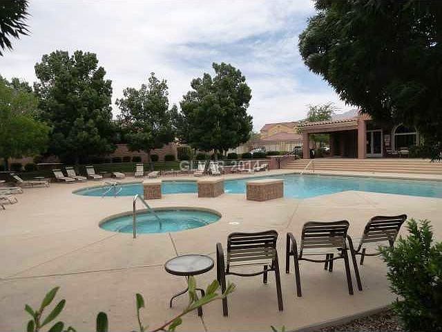 1st image of 8639 Echo Grande Dr