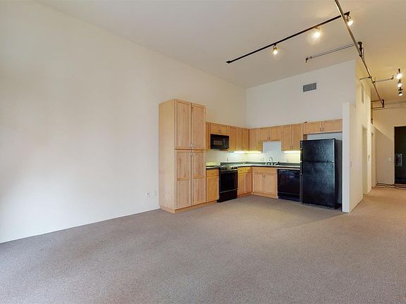 5th image of 81 Lansing St APT 211
