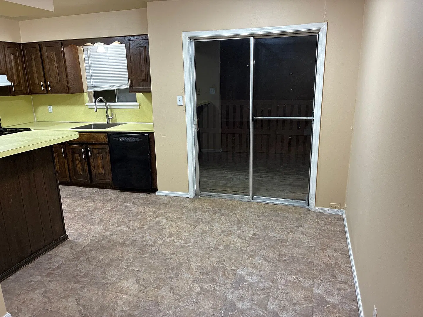Willow Creek 2bd/2ba — Photo 2