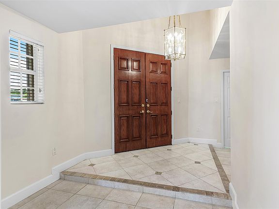 2nd image of 1500 SE 12th Court
