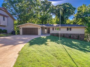 13 Minton Ln, Bella Vista, AR 72715