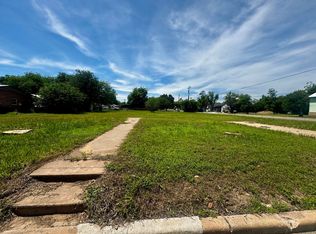 1300 E Sandstone, Llano, TX 78643
