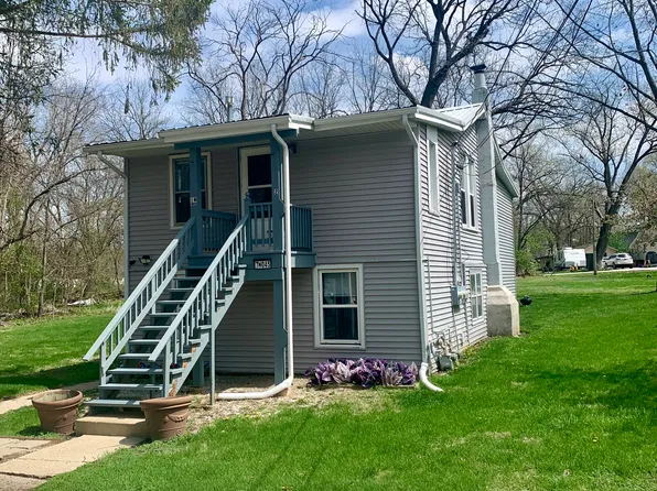 7N045 Watseka Ave Uppr 2, Saint Charles, IL 60174