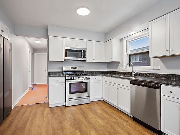 4th image of 14626 Campbell Ave