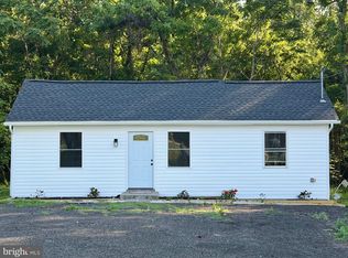 448 Poor Jack Rd, Montross, VA 22520