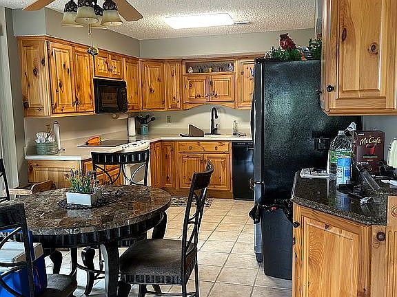 4th image of 31311 Circle Lane