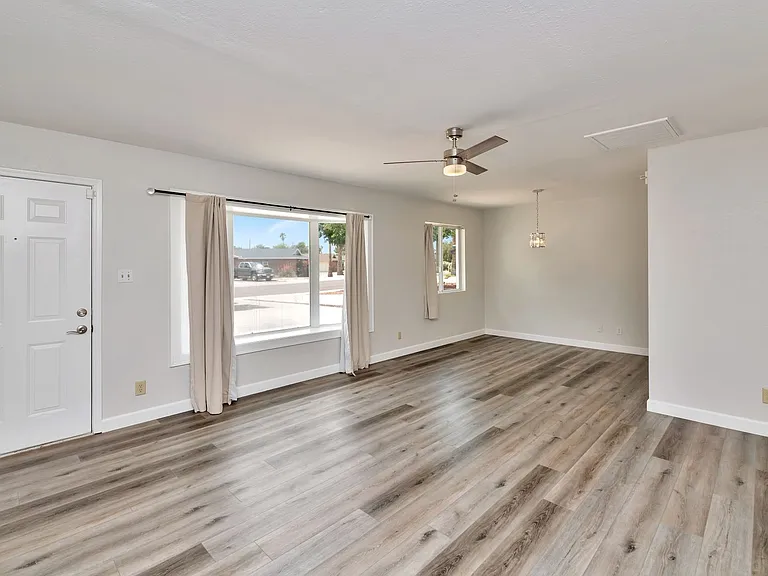8444 E Plaza Ave — Photo 2