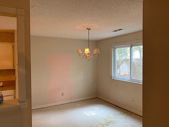 5th image of 1180 Village Creek Ln APT 2