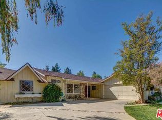 23148 Gainford St, Woodland Hills, CA 91364