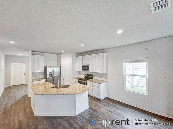 5th image of 10602 Ocean Oak
