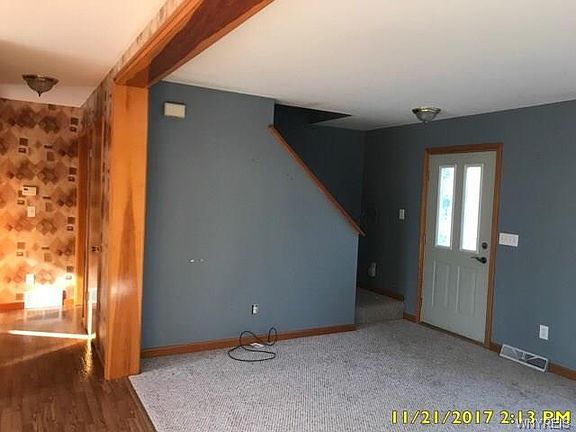 3rd image of 133 Wide Beach Rd