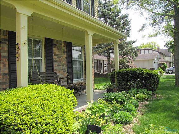 4th image of 898 Apple Creek Dr