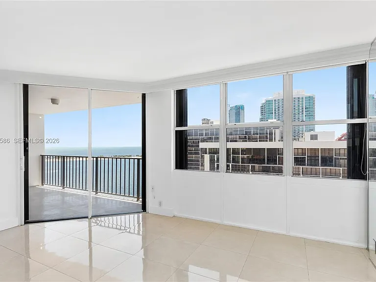 1901 Brickell Ave #B1903 — Photo 1