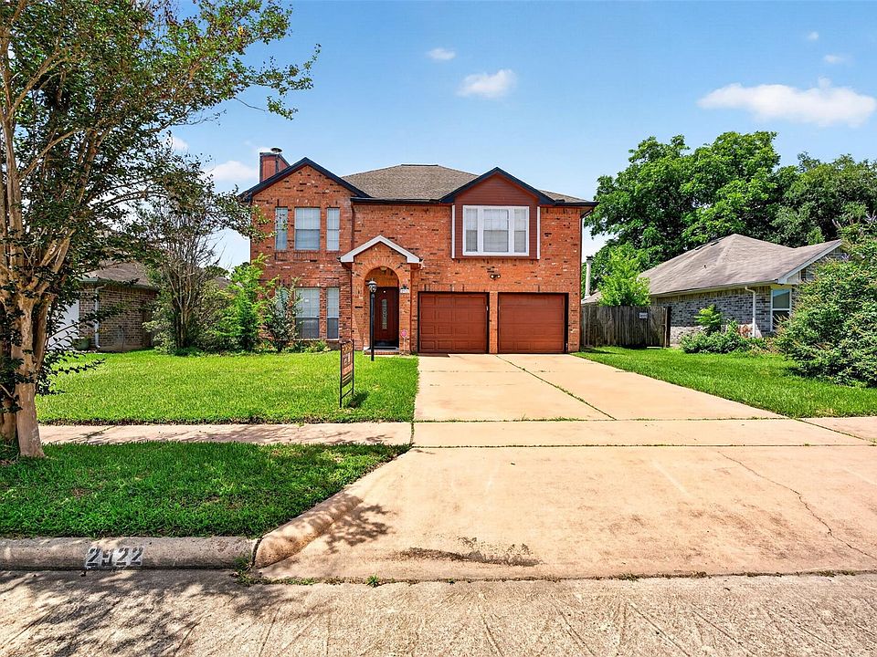 1st image of 2922 Silent Dr