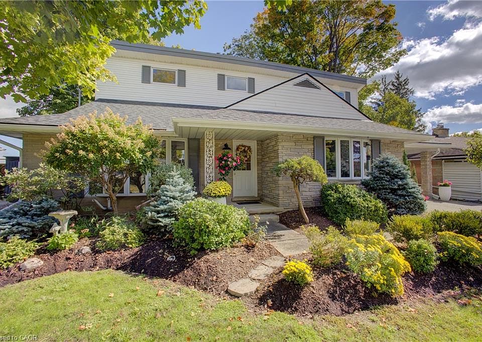 1st image of 24 Valewood Pl