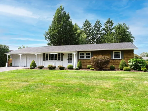 14 Fairlane Dr, Whitesboro, NY 13492