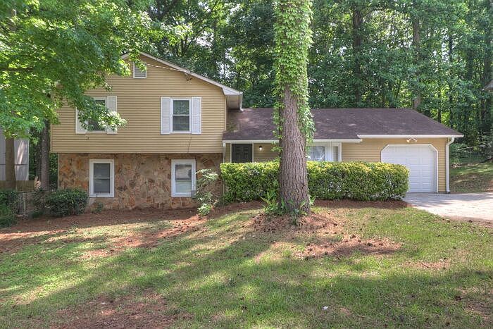1st image of 5688 Saint Thomas Dr