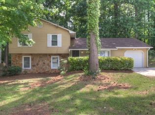 5688 Saint Thomas Dr, Lithonia, GA 30058
