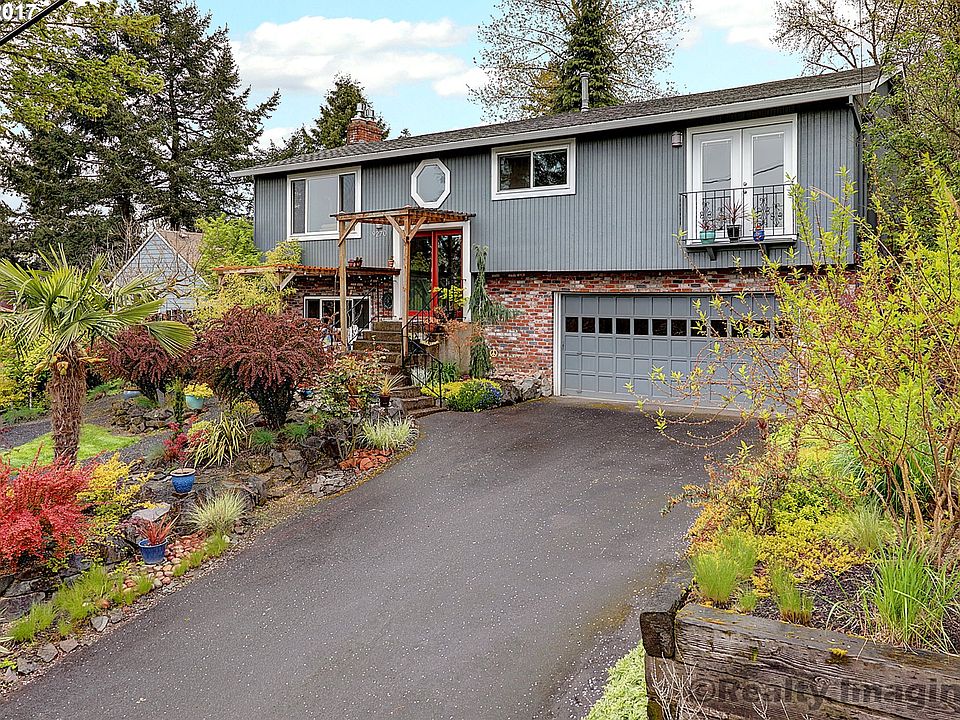 2nd image of 9270 SW 3rd Ave