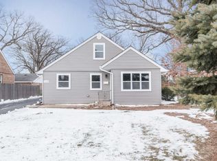 11200 S Worth Ave, Worth, IL