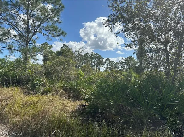 7825 1st Ter, Labelle, FL 33935