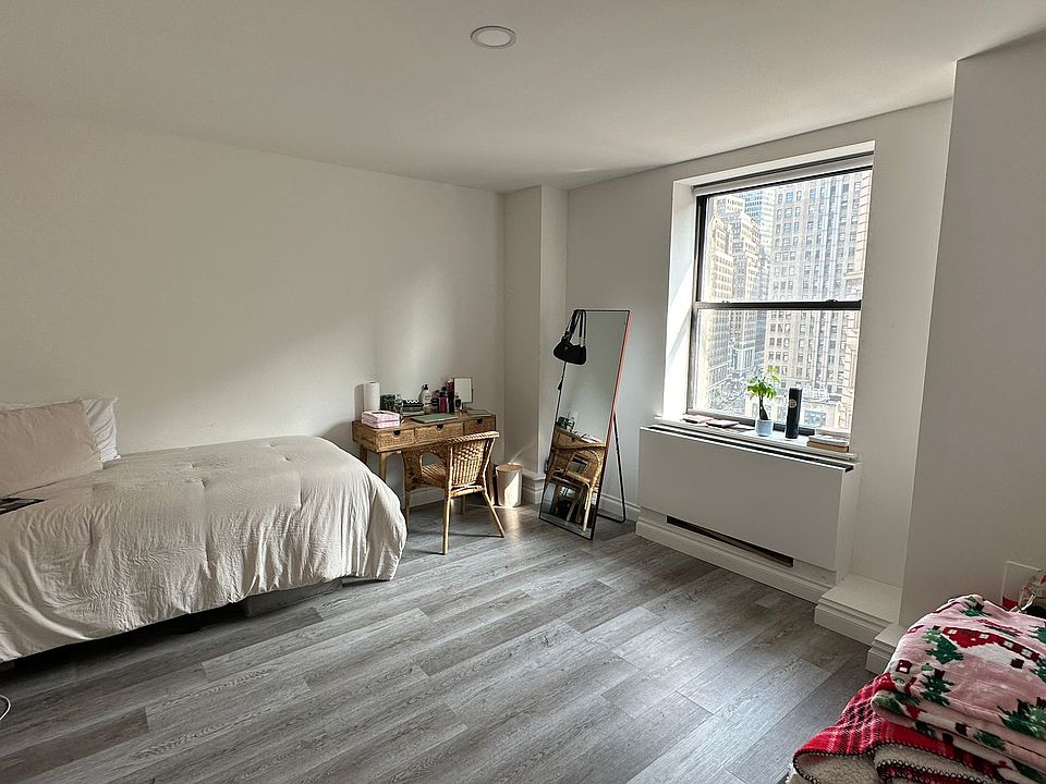 1st image of 50 W 34th St #9A08
