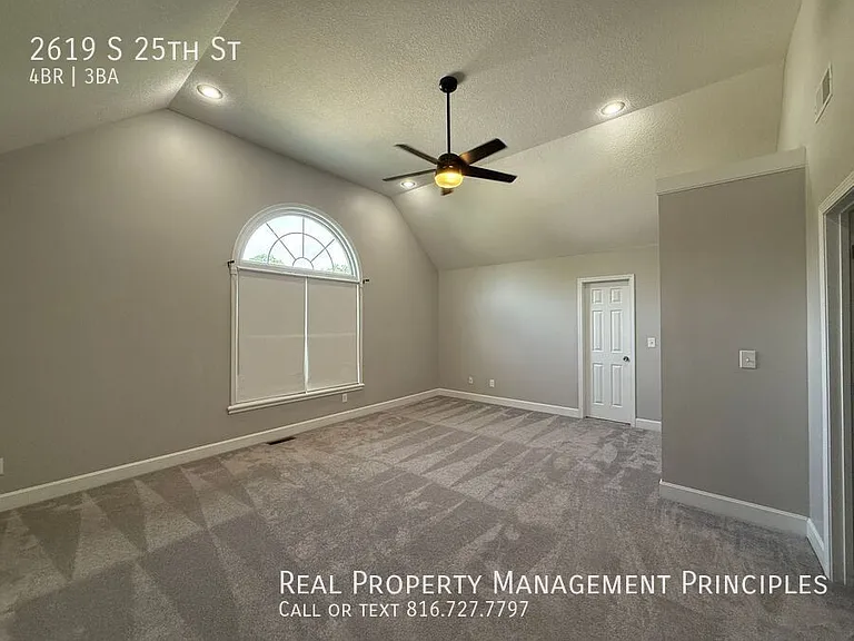 2619 S 25th St — Photo 11