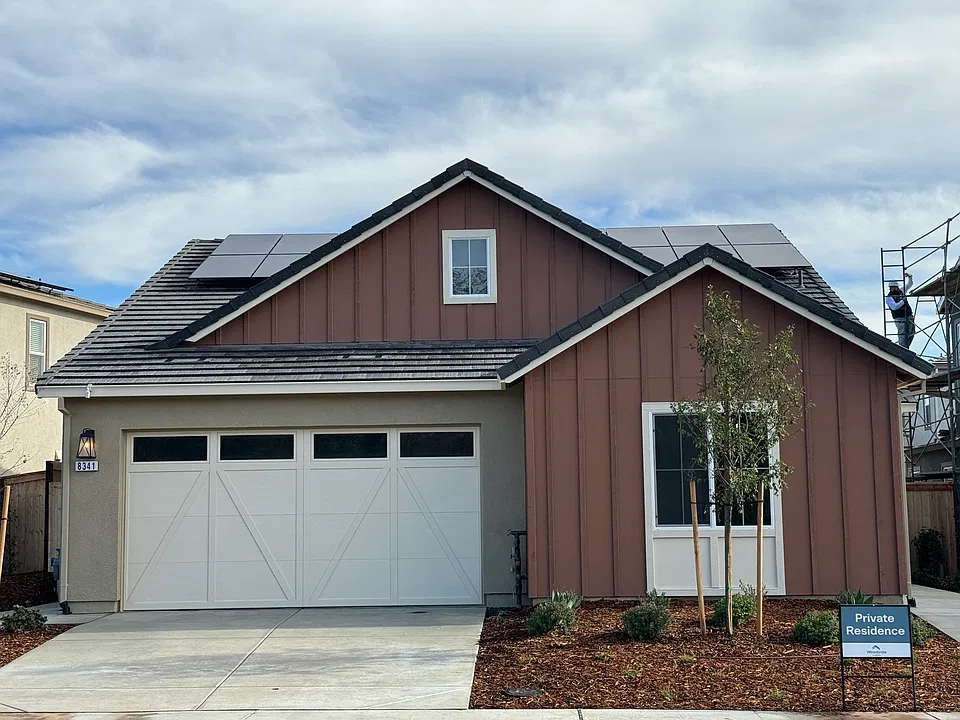 8341 Pinot Noir Ct