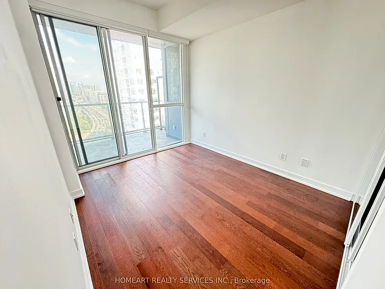 20 Bruyeres Mews #2105 — Photo 12