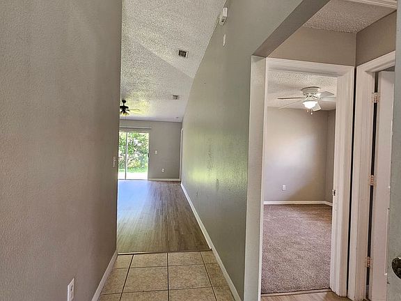 3rd image of 30911 Midtown Ct