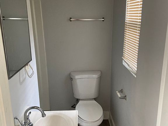 3rd image of 7208 N Nebraska Ave #6