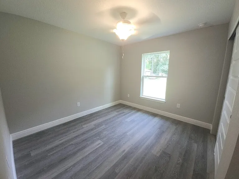 10 Redwood Trce — Photo 5