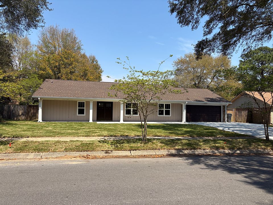 1st image of 7371 Baywoods Ln