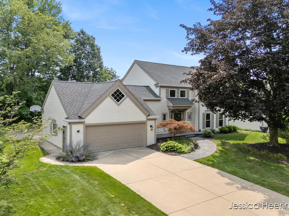 2856 Alger St SE, Grand Rapids, MI 49546