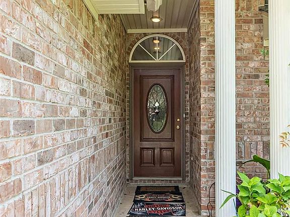 5th image of 4862 Colony Dr