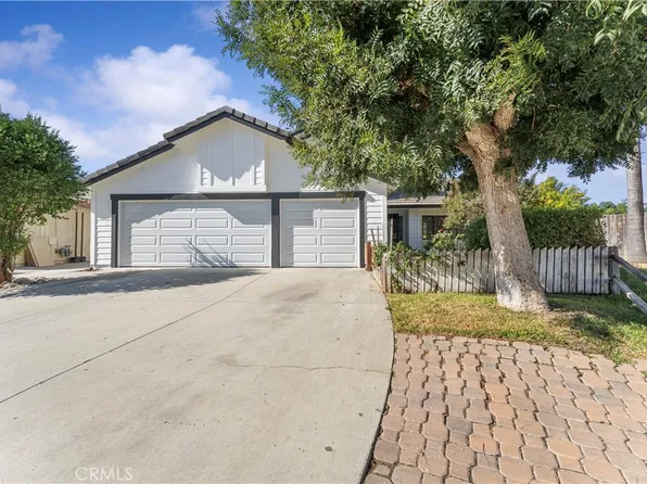 814 Mirage Ct, San Jacinto, CA 92582