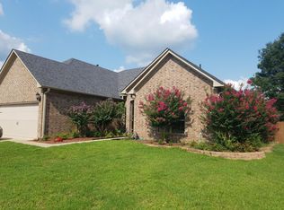 3310 N Crescent Dr, Bryant, AR 72022