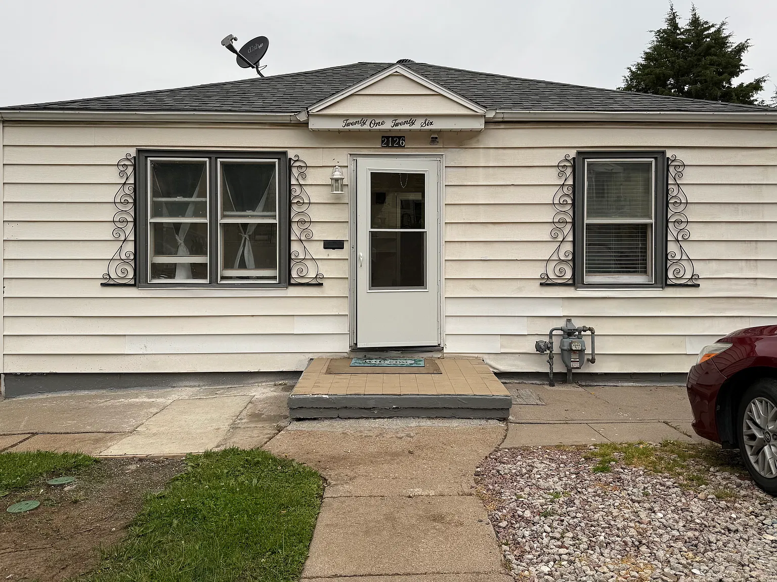 2 bed, 750 sqft, $1,400 — Photo 1