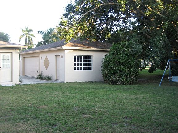 2nd image of 1362 Miracle Ln