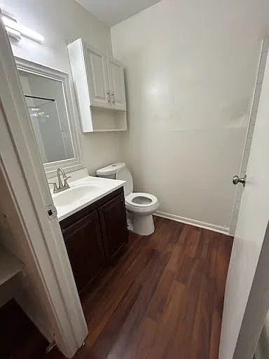 2 bed, 1000 sqft, $1,200 — Photo 2