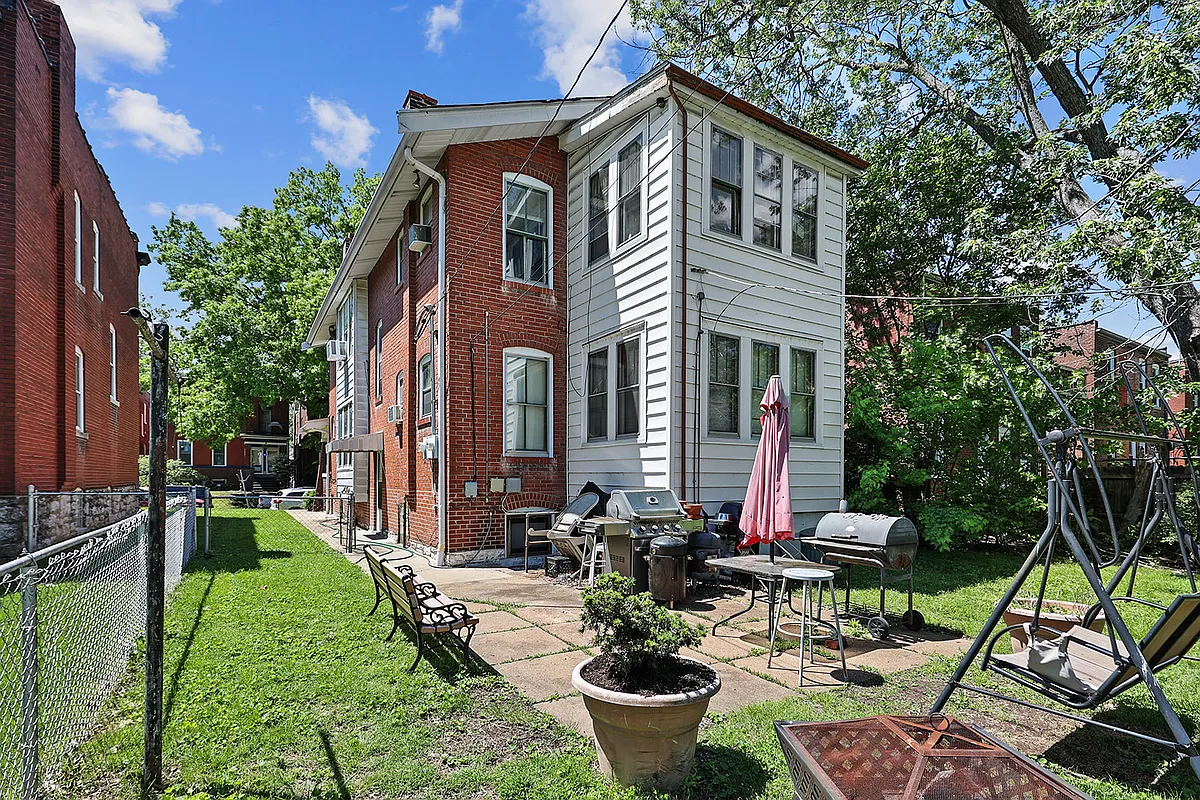 Building Photo - 611 Dover Pl #2