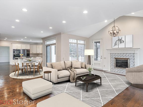 5th image of 5194 Augusta Dr
